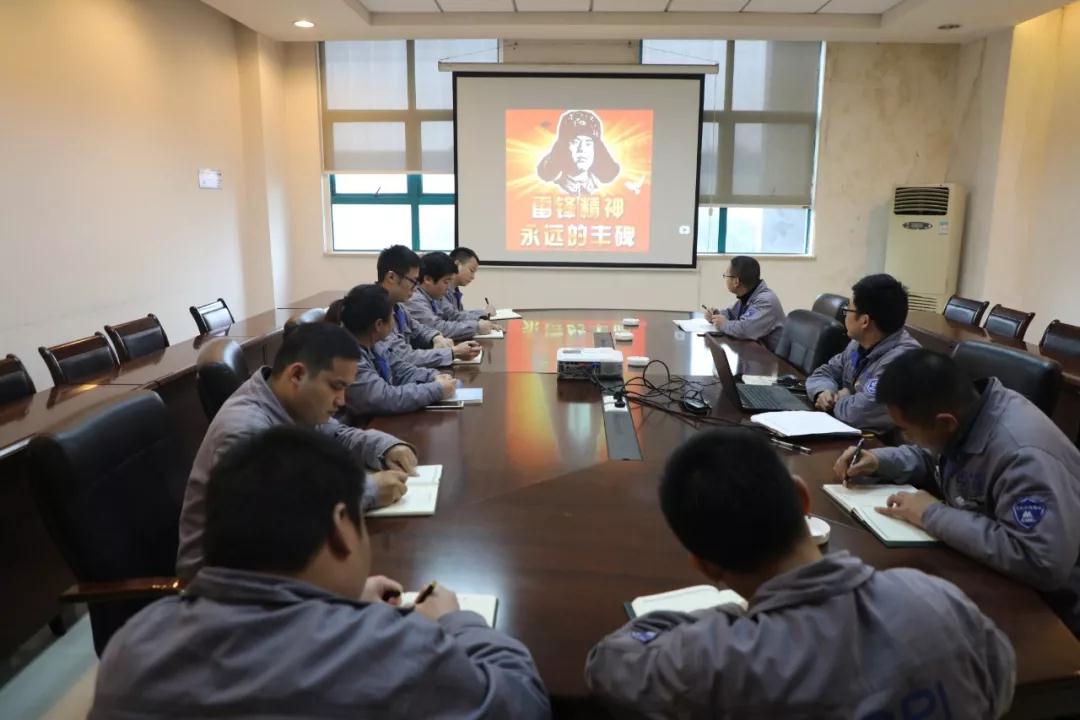 重慶水泵:團委啟動“學習雷鋒精神•傳承百年五四”教育實踐活動 重慶水泵:團委啟動“學習雷鋒精神•傳承百年五四”教育實踐活動