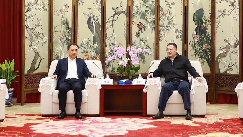 張曉侖會見東方電氣集團董事長鄒磊一行 張曉侖會見東方電氣集團董事長鄒磊一行