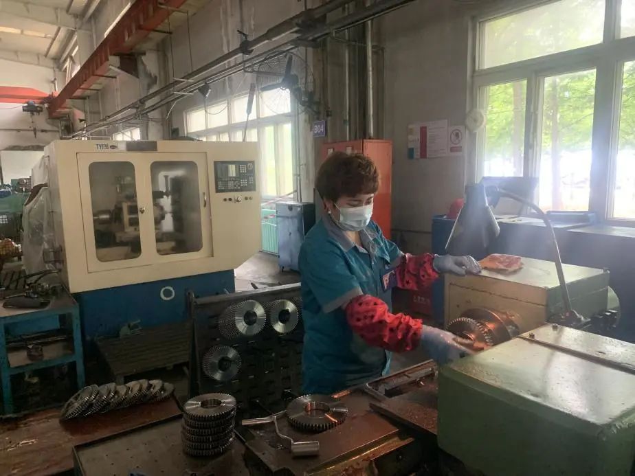 大連機床:鼓足干勁,提質增效,搶抓生產“黃金期” 大連機床:鼓足干勁,提質增效,搶抓生產“黃金期”