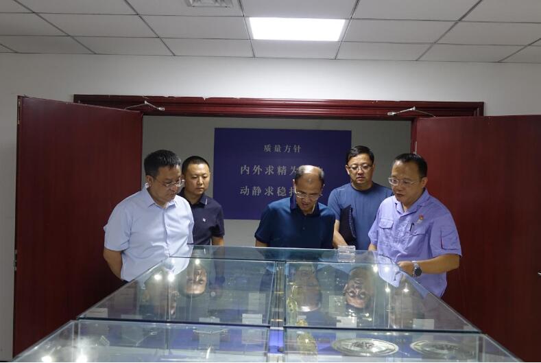 甘肅省委軍民融合辦領導蒞臨軸研所考察調研 甘肅省委軍民融合辦領導蒞臨軸研所考察調研