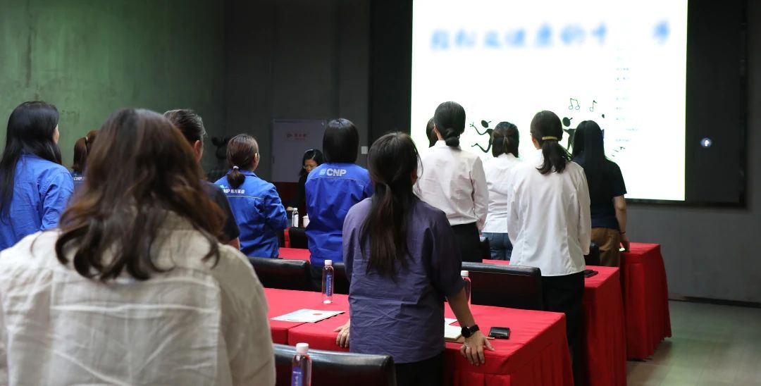 南方泵業開展家庭教育指導講座,助力員工家庭教育 南方泵業開展家庭教育指導講座,助力員工家庭教育