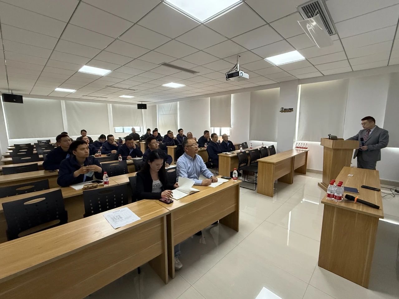 江恒閥業聯合國內知名教育機構舉辦高效執行內訓,助力組織效能升級 江恒閥業聯合國內知名教育機構舉辦高效執行內訓,助力組織效能升級