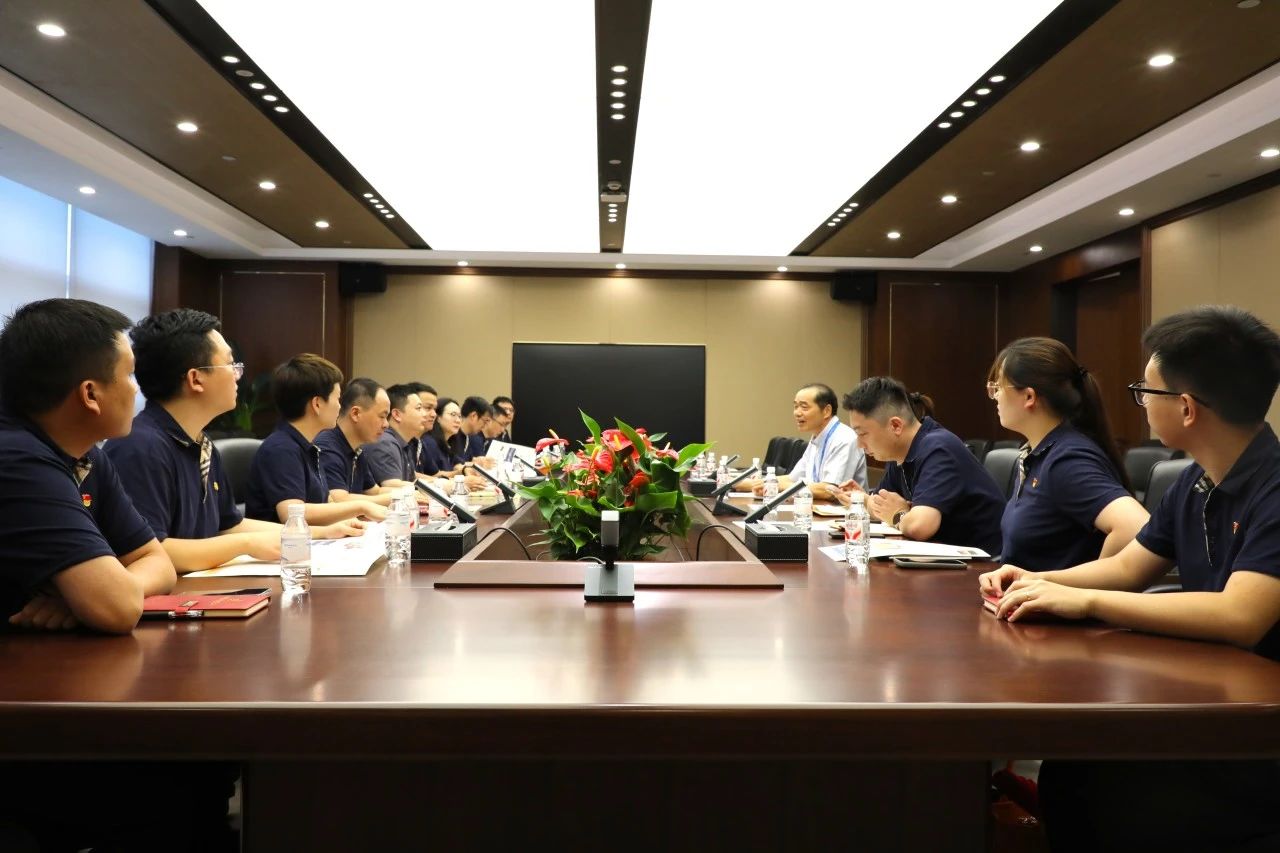南方泵業赴老板集團開展黨建聯建活動 南方泵業赴老板集團開展黨建聯建活動